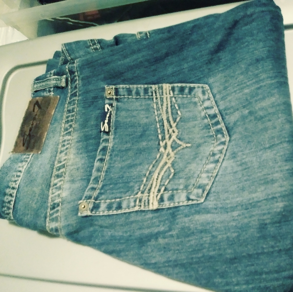 SEVEN 7 JEAN CO. TIME TESTED QUALITY.๐ - Picture 3 of 3